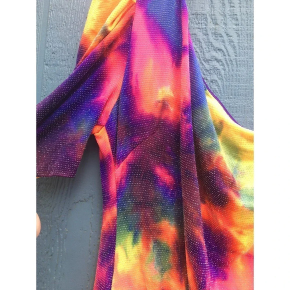 Cameo Women's Plus Size 1X One Shoulder Tie Dye Shimmer Dress - Picture 3 of 5